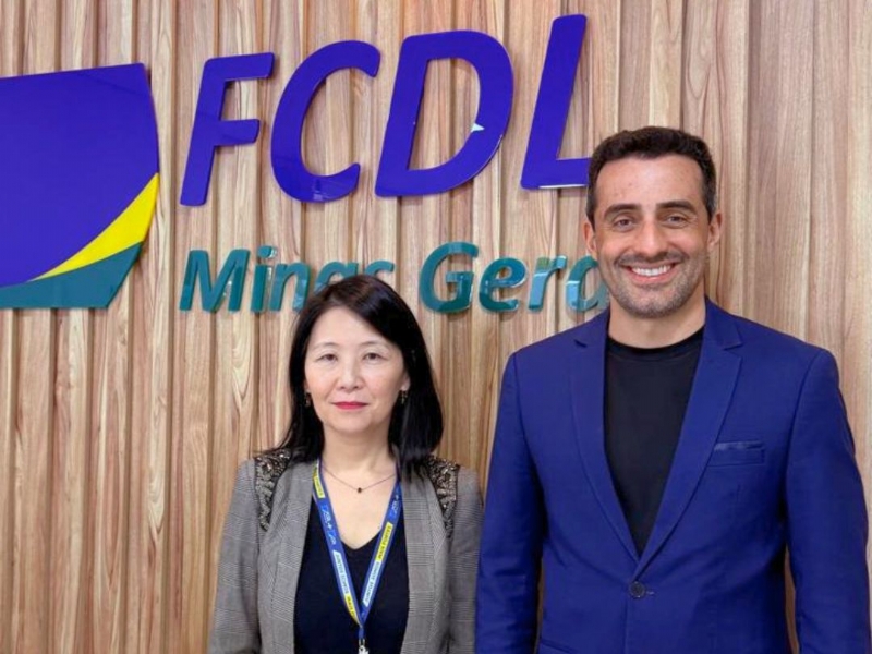 Na FCDL, Farlandes foi recebido pela assessora jurídica Sara Sato