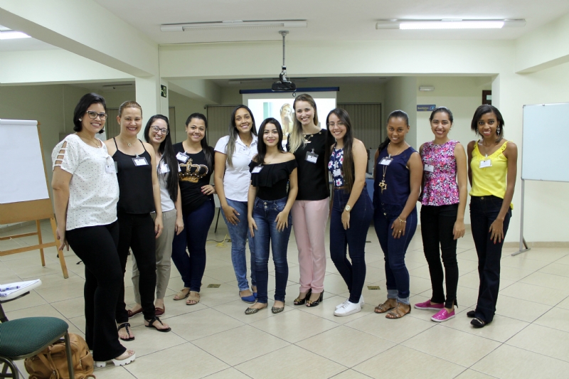Imagem Secretária e Recepcionista para Clínicas e Consultório Médico - 13 a 17 de Março de 2017