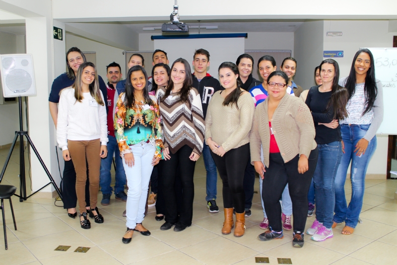 Imagem Auxiliar Administrativo - 17 a 21 de Julho de 2017