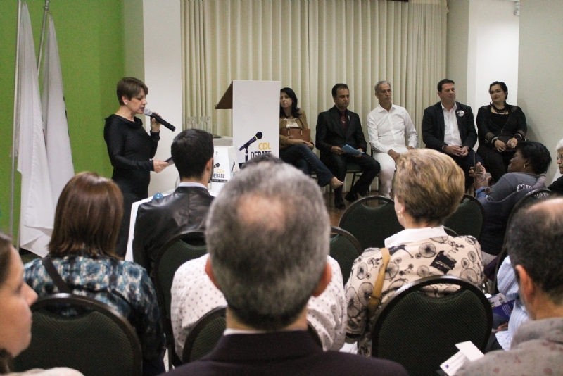 Imagem CDL Debate Eleições 2018 - Debate entre Candidatos ao Cargo de Deputado Estadual pelo Estado de Minas Gerais