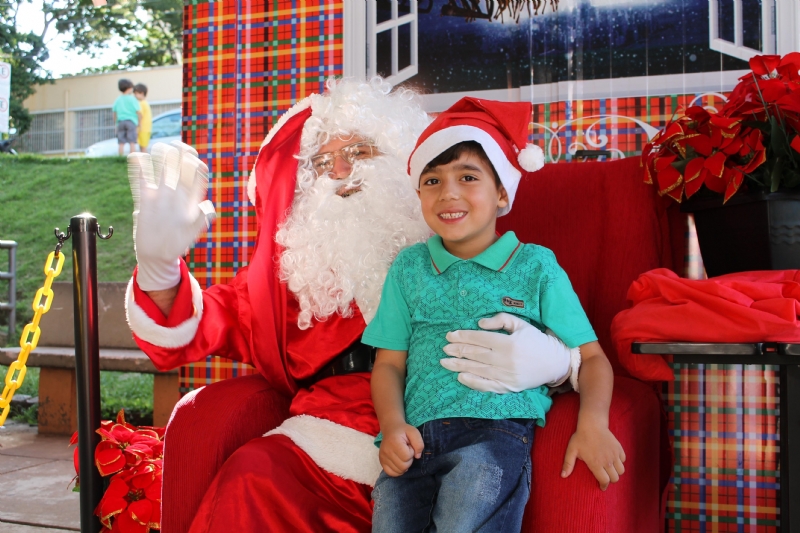 Imagem Confira as fotos da Chegada do Papai Noel e do 1º dia de programação do Natal dos Sonhos